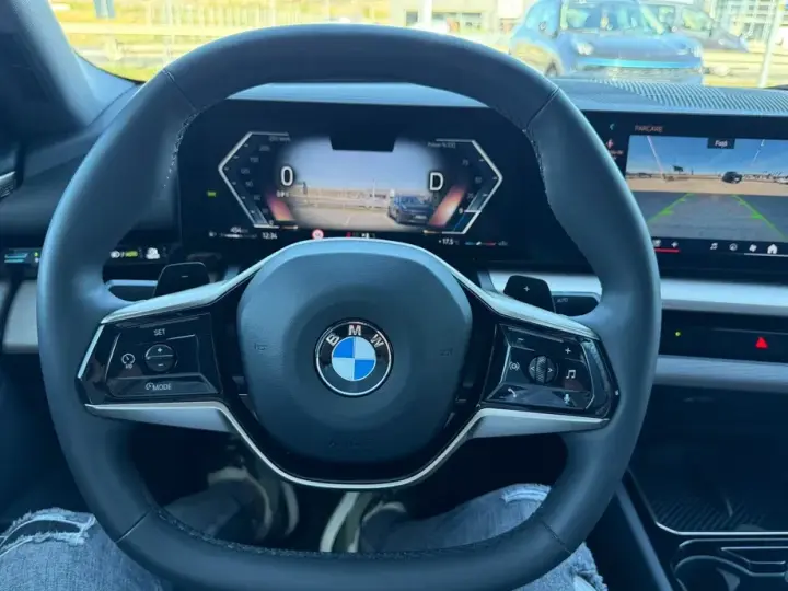 BMW Seria 5 G60/G61 520d xDrive AT MHEV