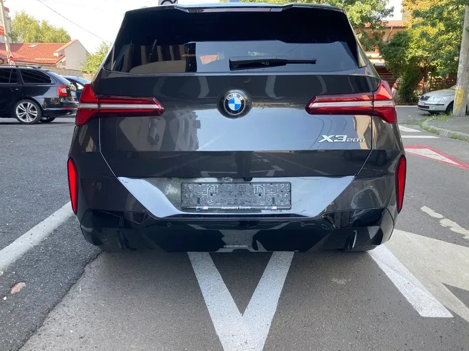 BMW X3 20d xDrive AT MHEV — imagine 5