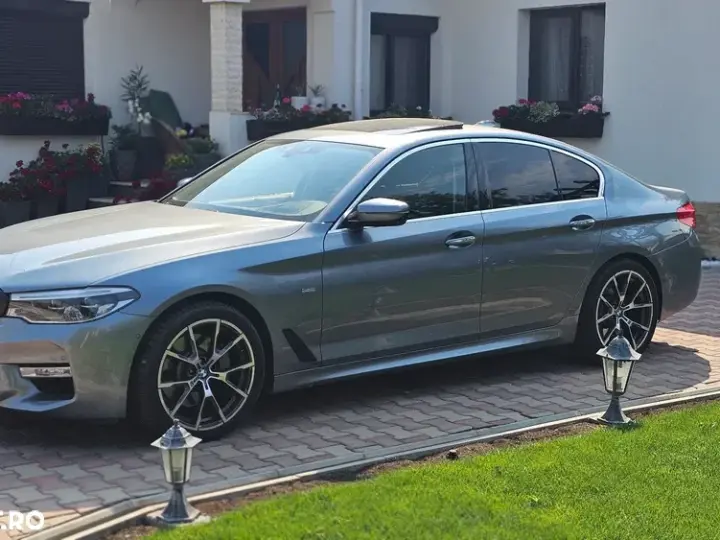 BMW Seria 5 G30/G31 [2017 - Prezent] 530d xDrive AT