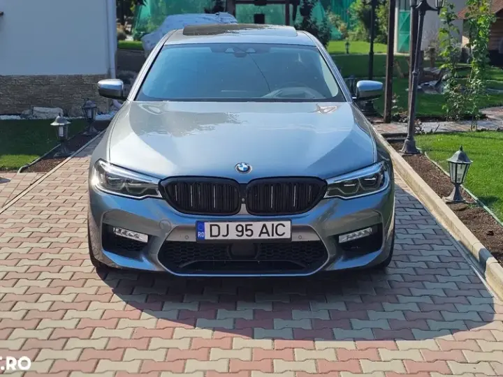 BMW Seria 5 G30/G31 [2017 - Prezent] 530d xDrive AT