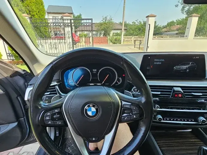BMW Seria 5 G30/G31 [2017 - Prezent] 530d xDrive AT