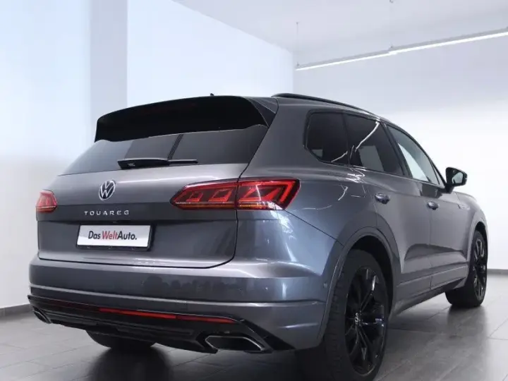 Volkswagen Touareg III V6 TDI 4MOTION R-Line
