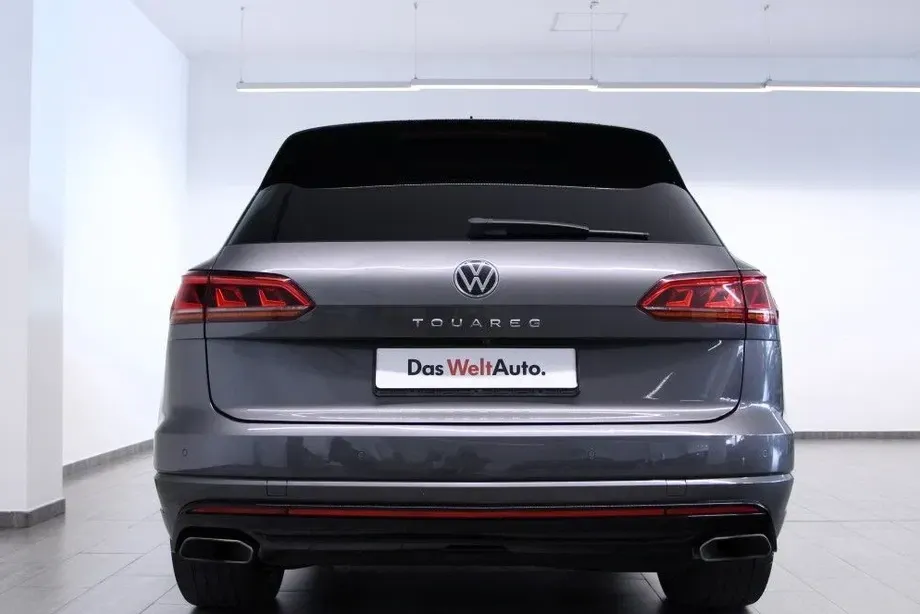 Volkswagen Touareg III V6 TDI 4MOTION R-Line — imagine 4