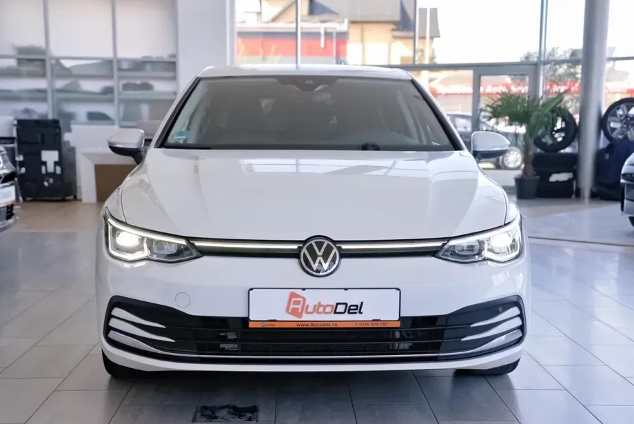 Volkswagen Golf VIII 1.4 eHybrid OPF DSG Style — imagine 2
