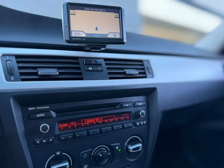 BMW Seria 3 — imagine 6