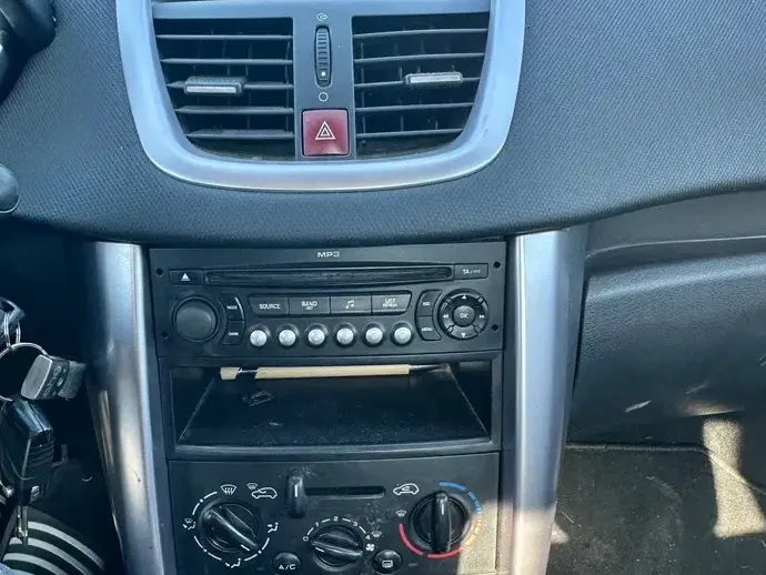 Peugeot 207 1.6 VTi Sport