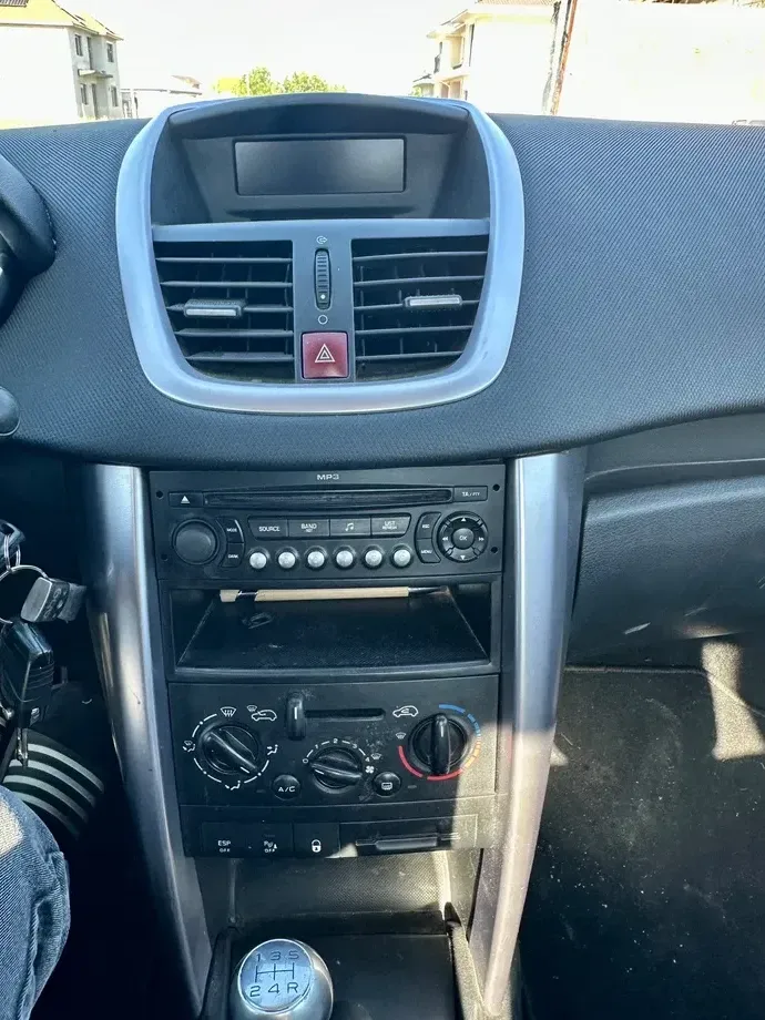 Peugeot 207 1.6 VTi Sport — imagine 6