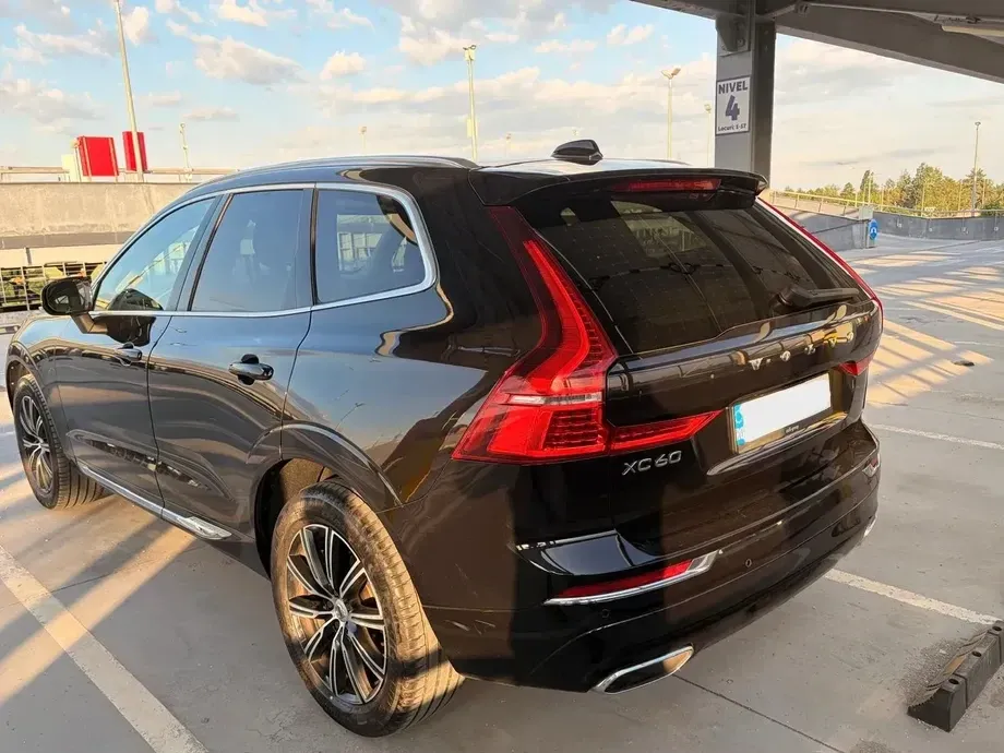 Volvo XC 60 II D5 AWD Inscription — imagine 6