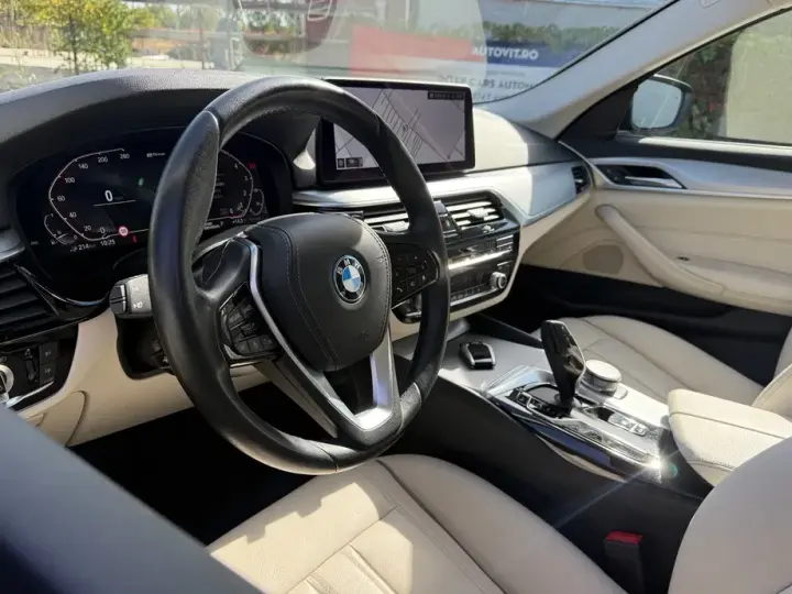 BMW Seria 5 G30/G31 520e Aut. Luxury Line