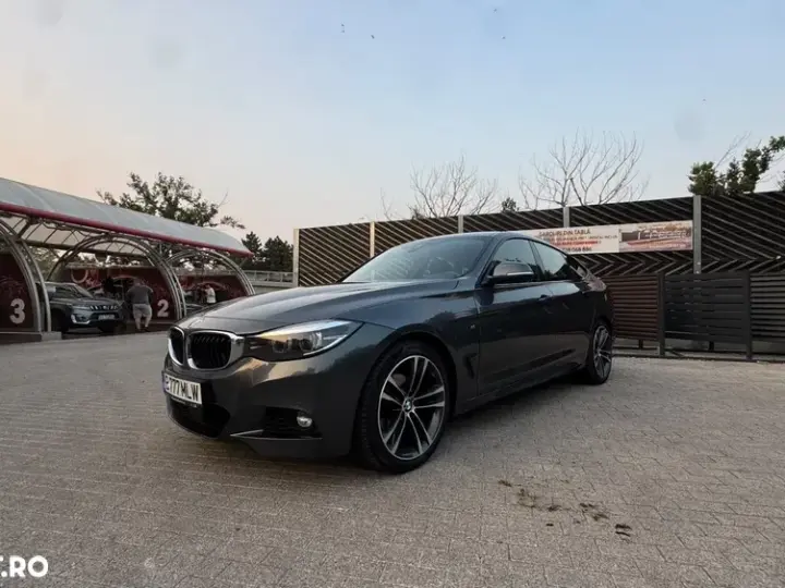 BMW Seria 3 320d xDrive AT