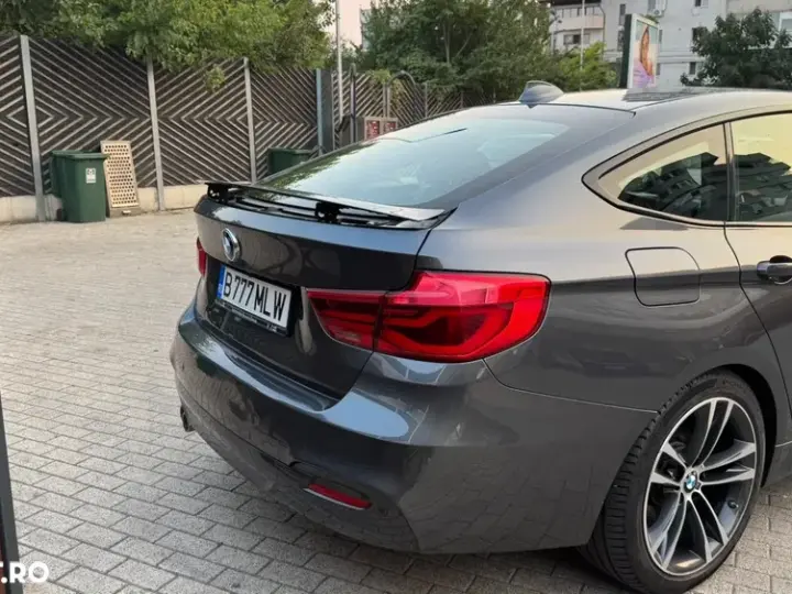 BMW Seria 3 320d xDrive AT