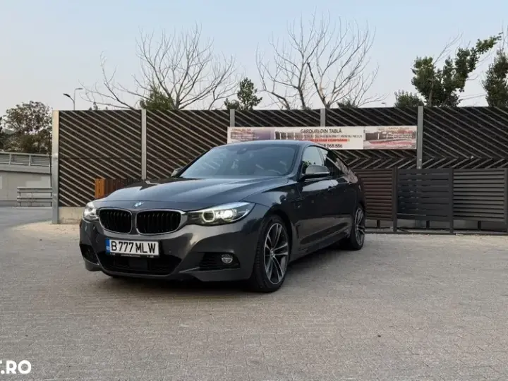 BMW Seria 3 320d xDrive AT