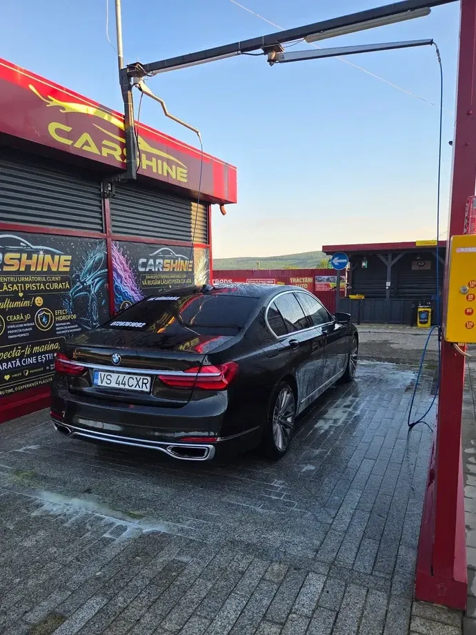 BMW Seria 7 G11/G12 750Li xDrive Edition Exclusive — imagine 4