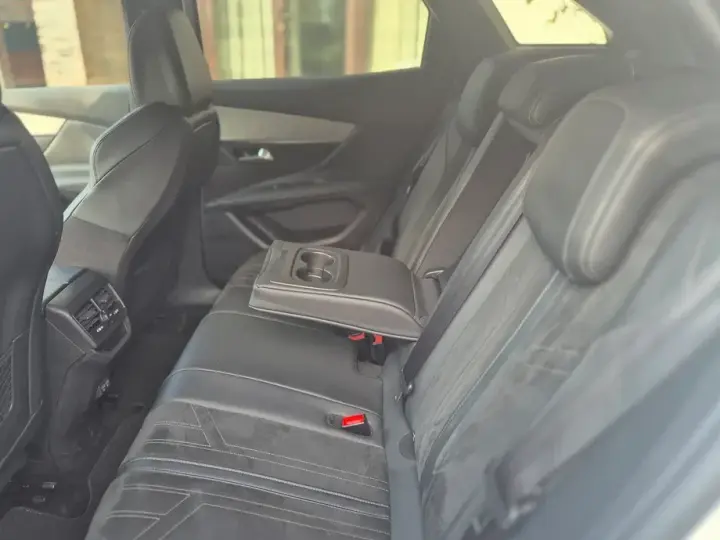 Peugeot 3008 II