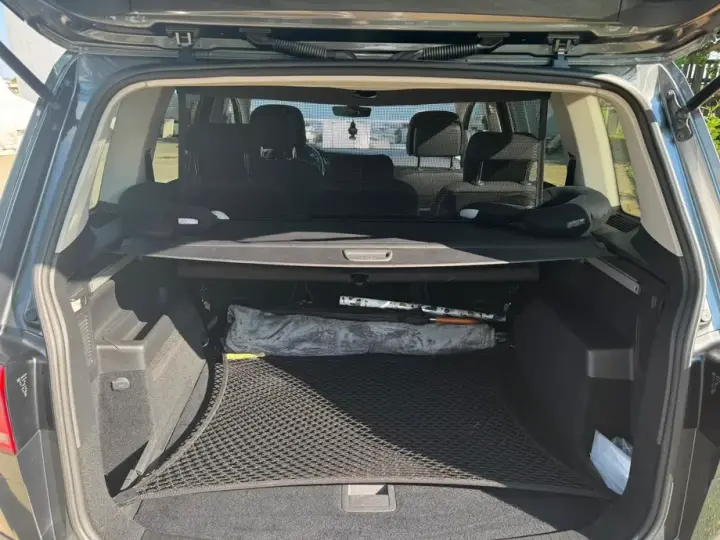 Volkswagen Touran II 2.0 TDI SCR DSG Highline
