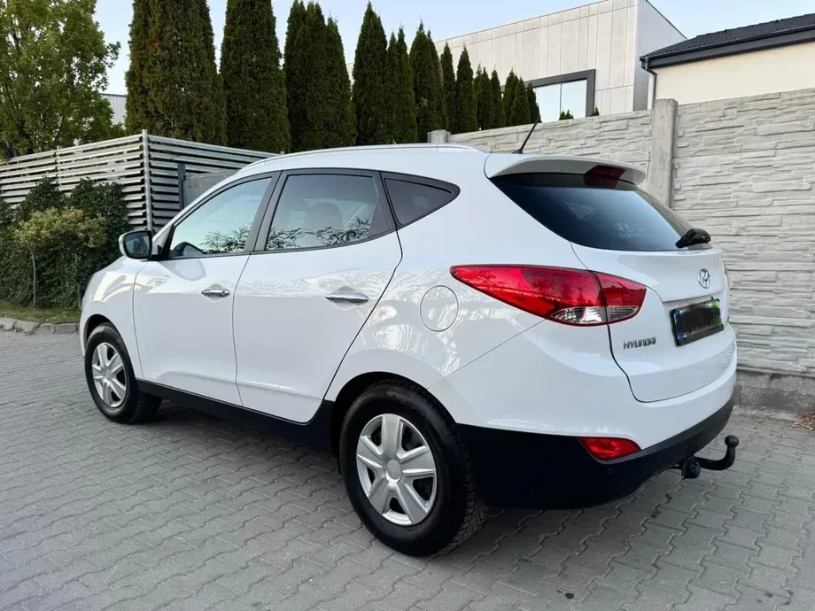 Hyundai ix35 2.0 CRDI 4WD Style — imagine 4