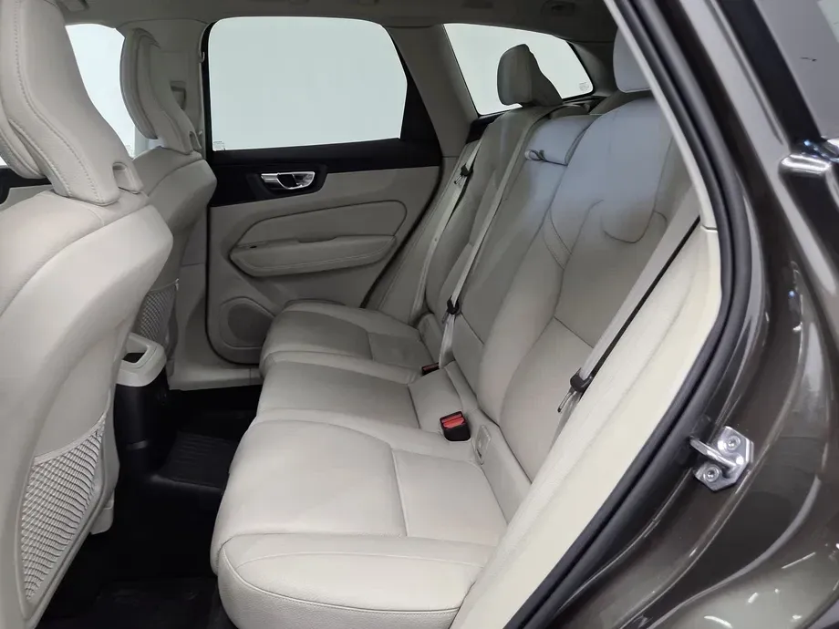 Volvo XC 60 — imagine 5