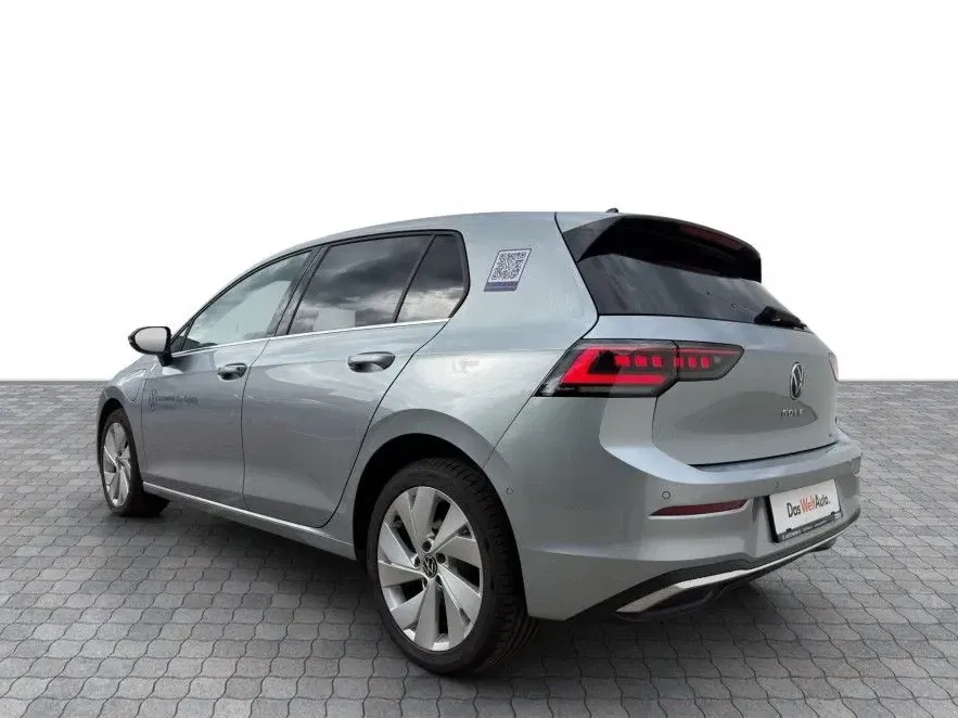 Volkswagen Golf — imagine 3