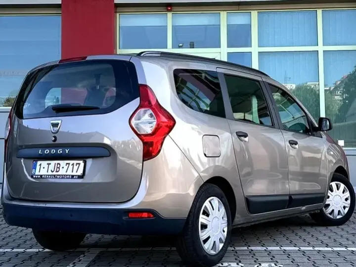 Dacia Lodgy