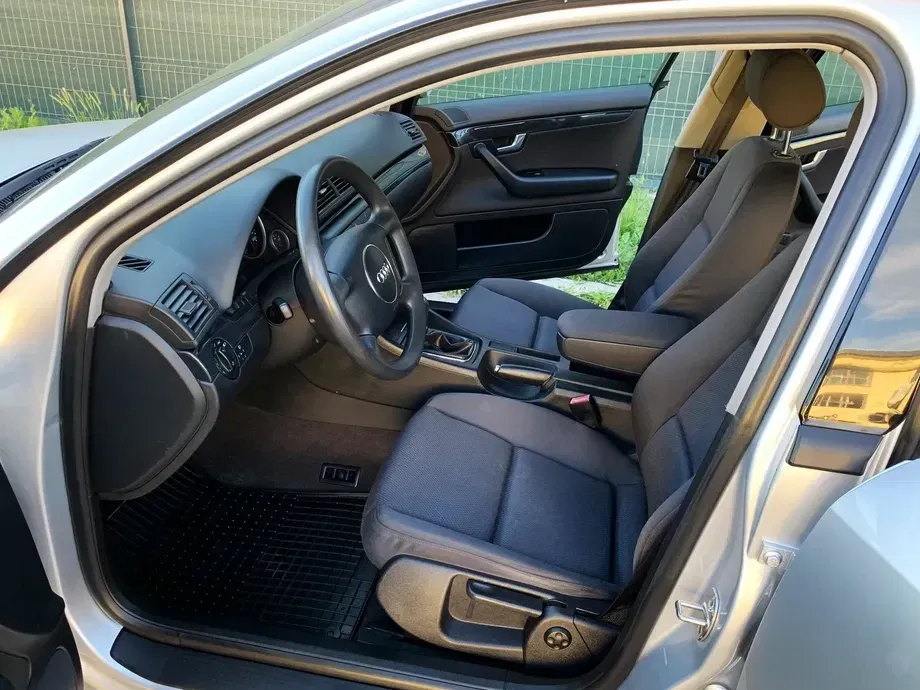 Audi A4 Limuzina B6 2.0 — imagine 5