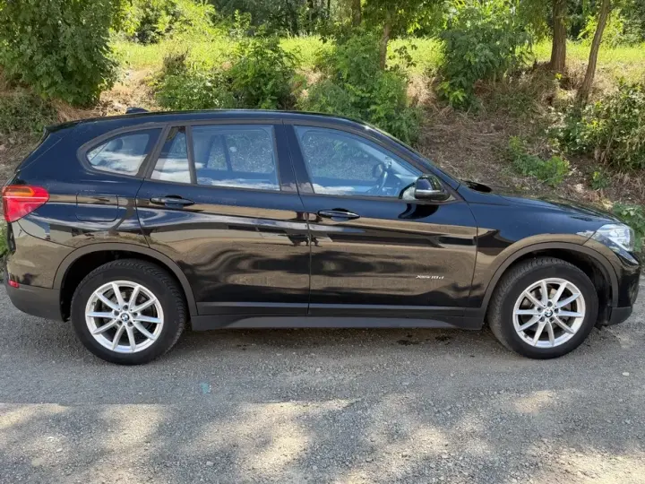 BMW X1 F48