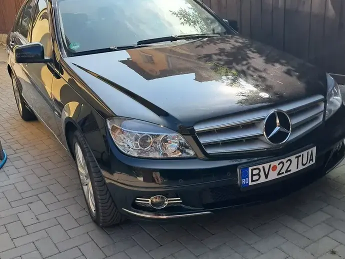 Mercedes-Benz C W204 180 CGI BlueEFFICIENCY