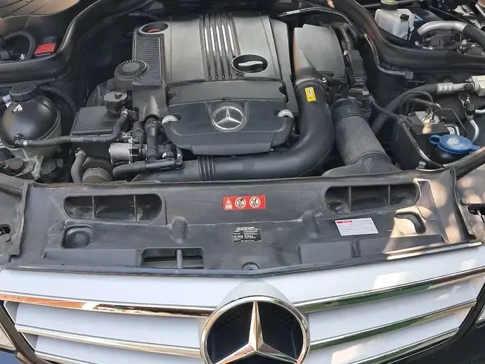 Mercedes-Benz C W204 180 CGI BlueEFFICIENCY