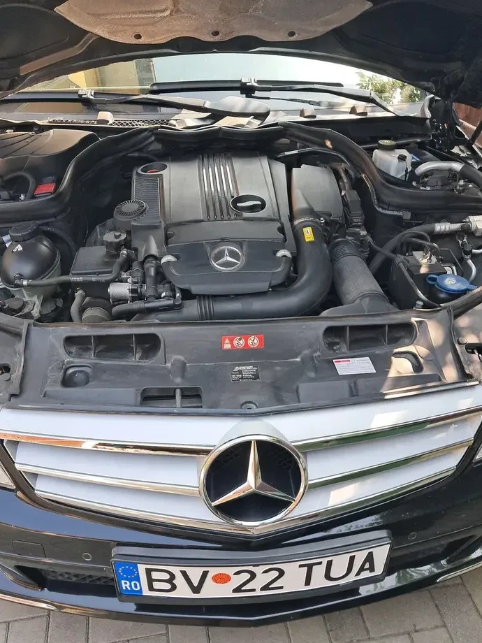 Mercedes-Benz C W204 180 CGI BlueEFFICIENCY — imagine 6