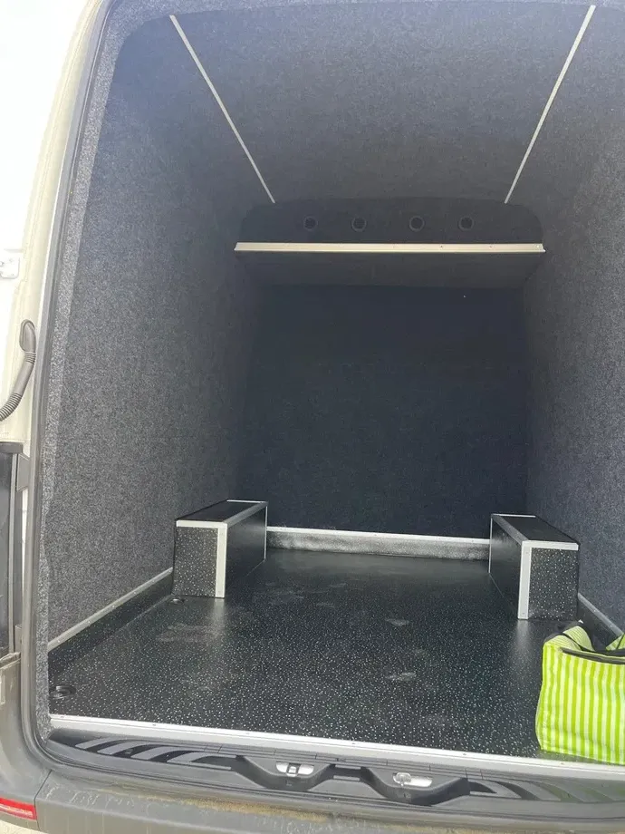 Mercedes-Benz Sprinter — imagine 2