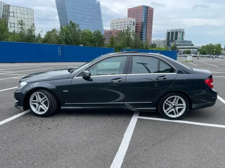 Mercedes-Benz C W204 250 CDI 4-Matic BlueEFFICIENCY