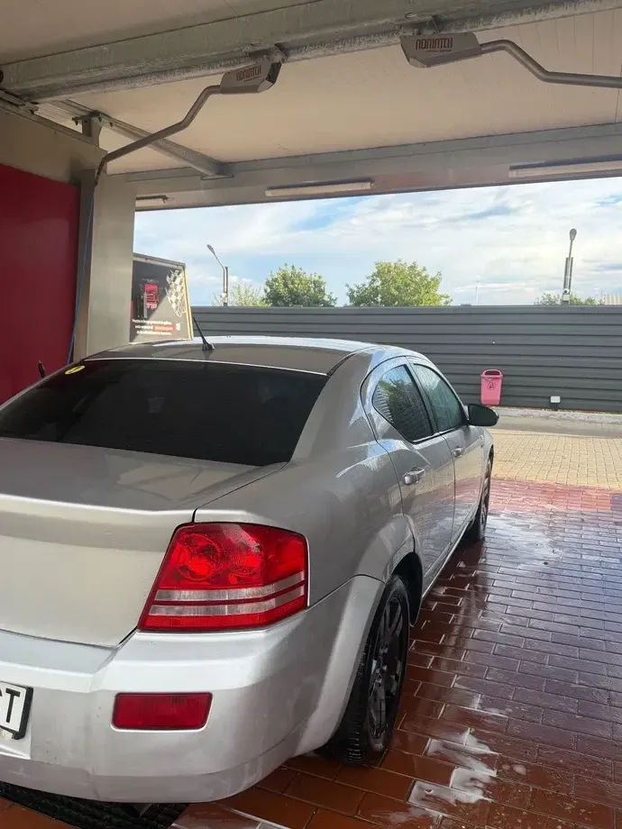 Dodge Avenger 2.0L CRD SXT — imagine 6