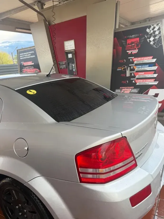 Dodge Avenger 2.0L CRD SXT — imagine 4