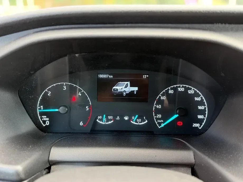 Ford Transit — imagine 5