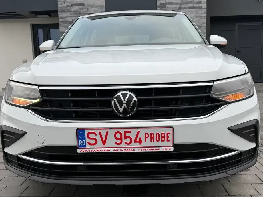 Volkswagen Tiguan II 2.0 TDI SCR DSG Comfortline — imagine 2