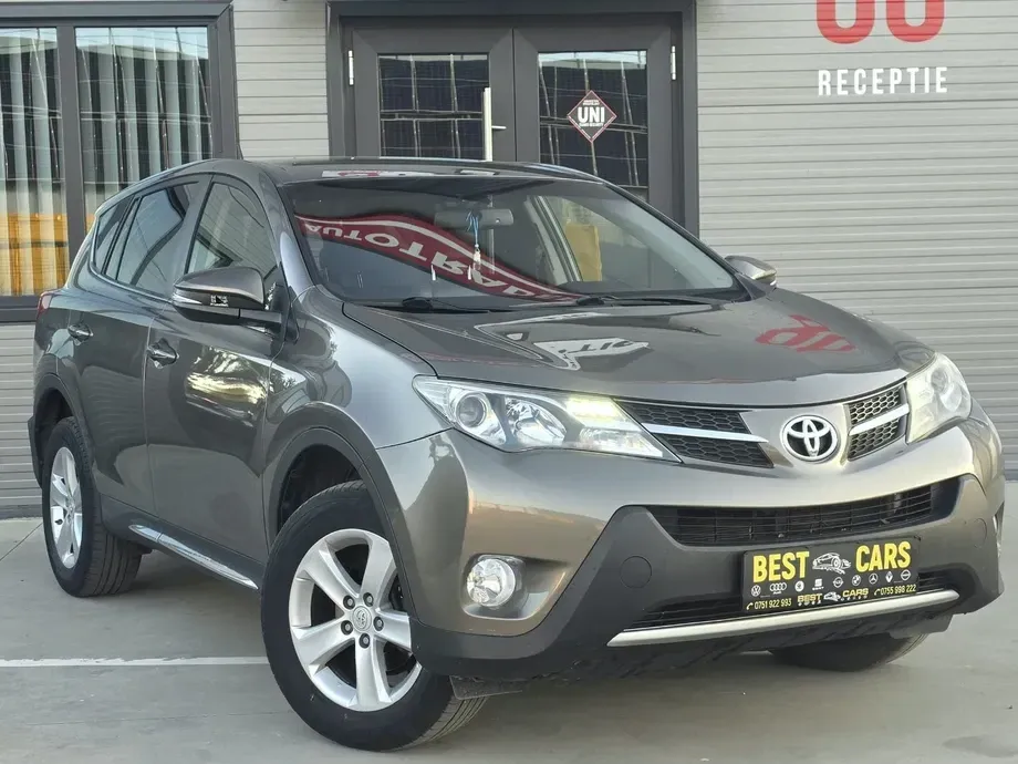 Toyota RAV4 2.2 D-4CAT 4WD Aut Luxury — imagine 4