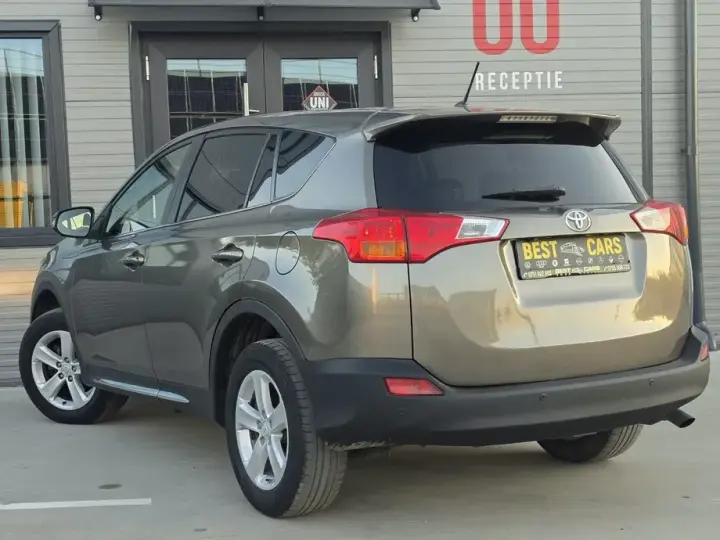 Toyota RAV4 2.2 D-4CAT 4WD Aut Luxury