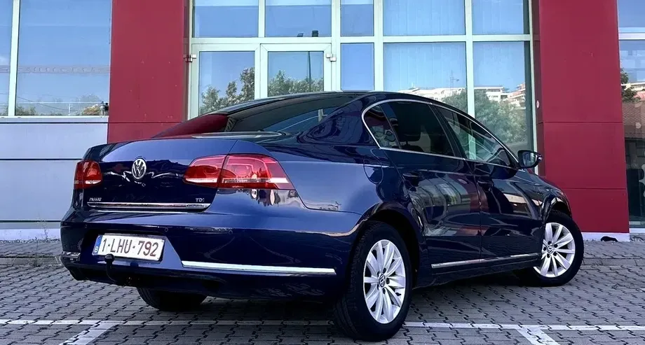 Volkswagen Passat — imagine 4