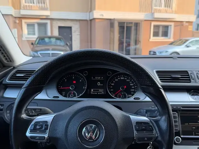 Volkswagen Passat CC 2.0 TDI BMT DSG
