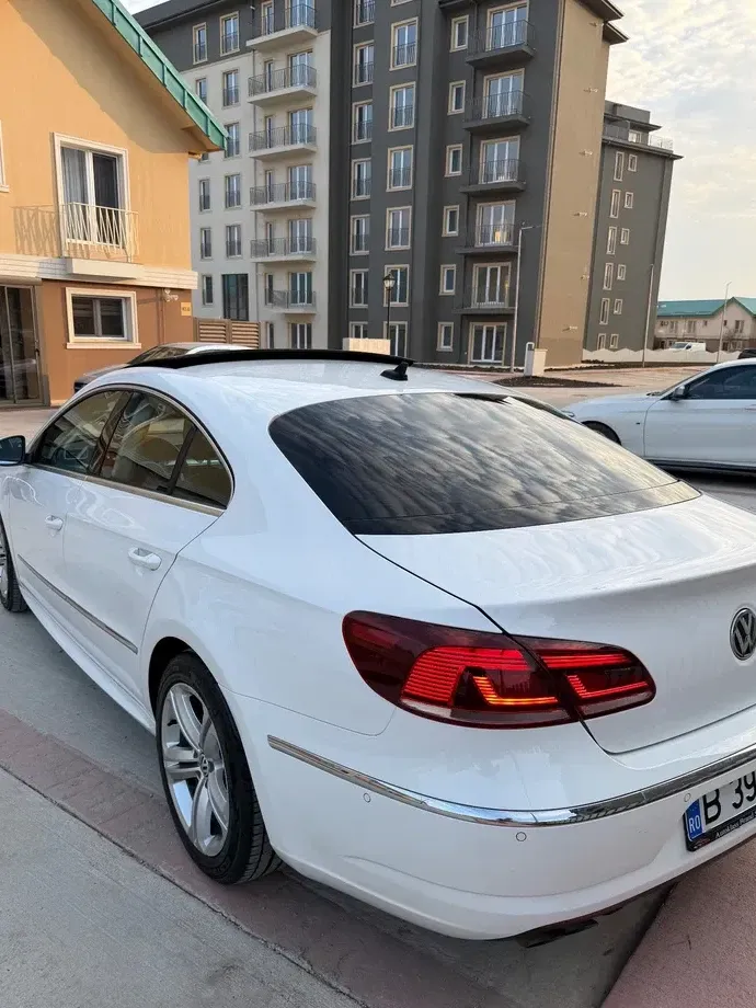 Volkswagen Passat CC 2.0 TDI BMT DSG — imagine 3