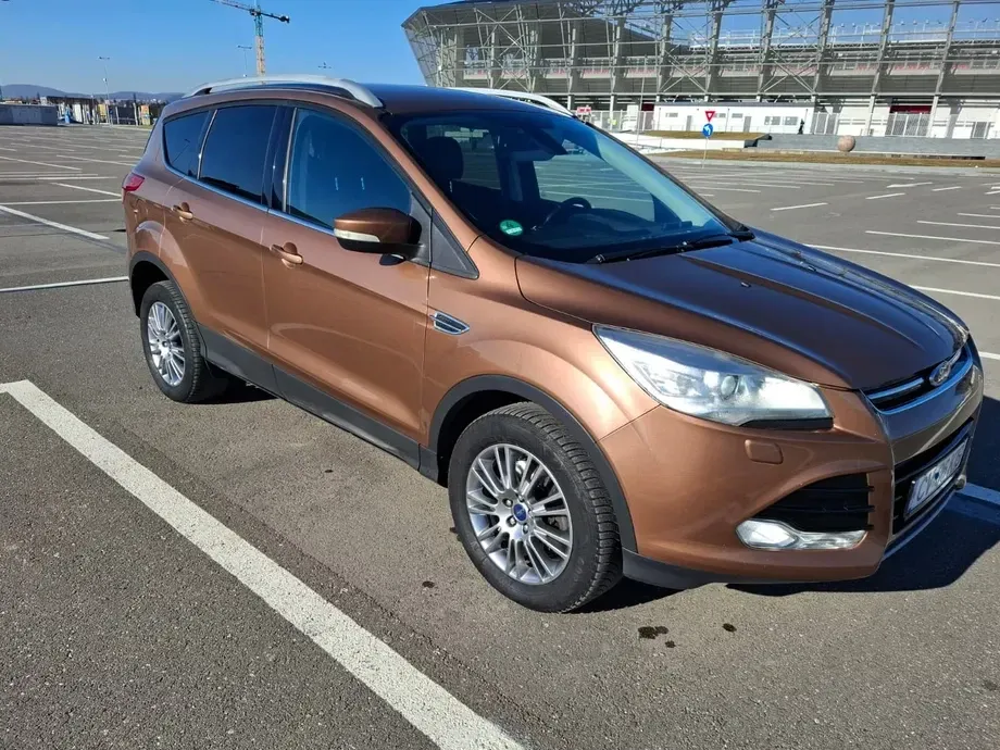 Ford Kuga — imagine 5