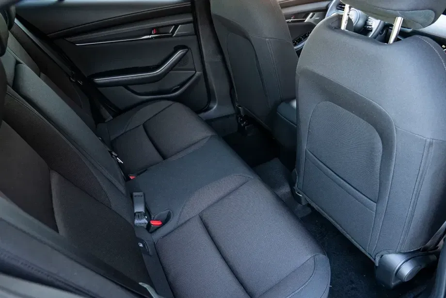 Mazda 3 e-Skyactiv X186 AT MHEV Exclusive-Line — imagine 6