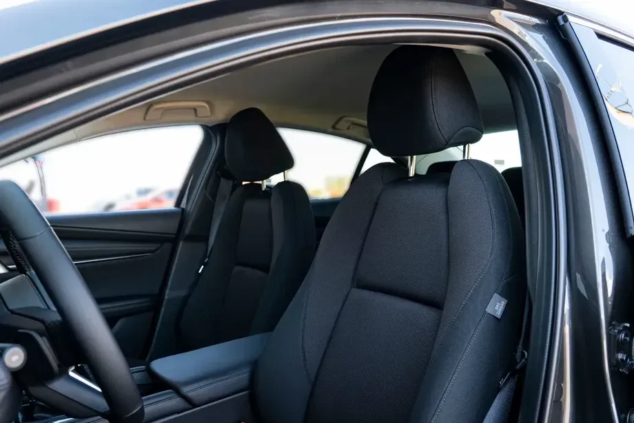 Mazda 3 e-Skyactiv X186 AT MHEV Exclusive-Line — imagine 5