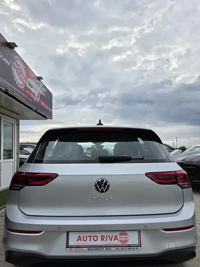 Volkswagen Golf VIII 1.0 TSI Life — imagine 6