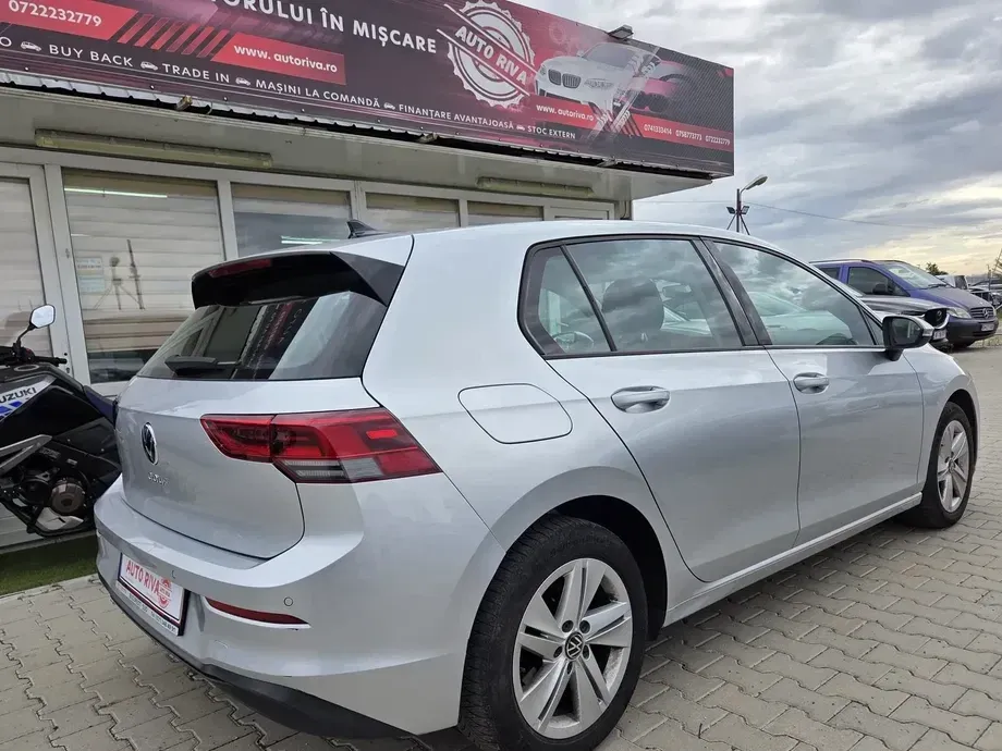 Volkswagen Golf VIII 1.0 TSI Life — imagine 5