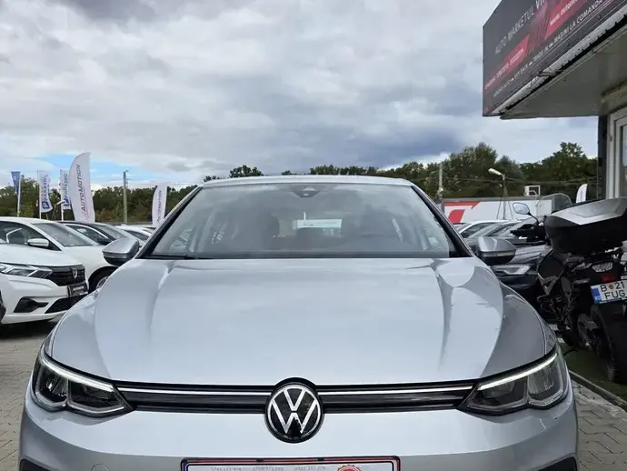 Volkswagen Golf VIII 1.0 TSI Life
