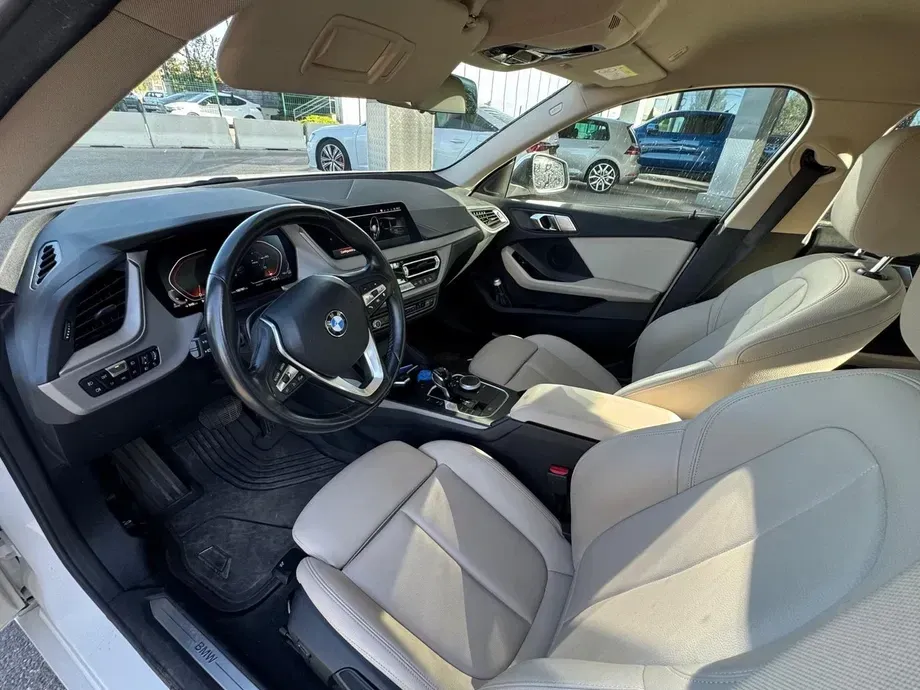 BMW Seria 2 218d AT — imagine 6