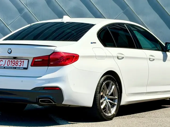 BMW Seria 5 G30 530e M sport
