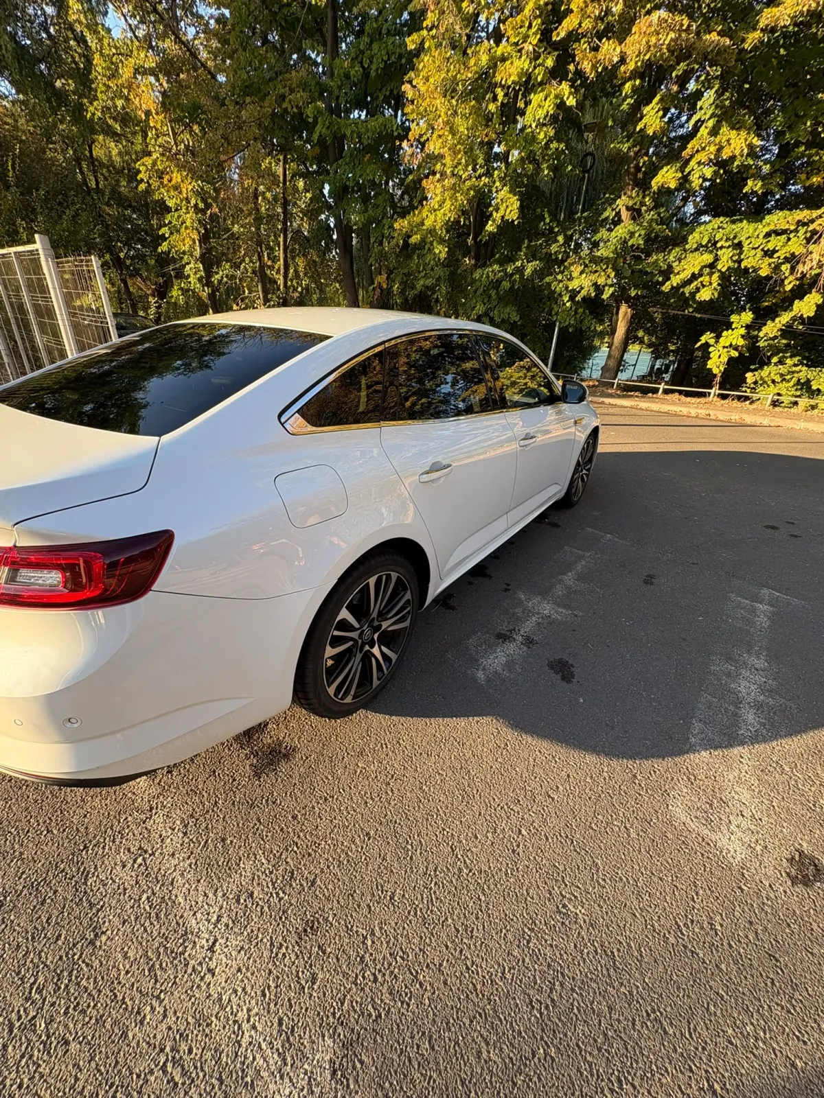 Renault Talisman Generatia anterioara Inițiale Paris — imagine 13