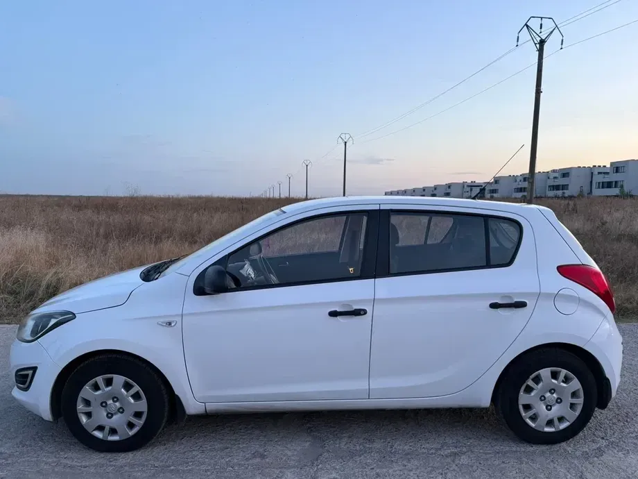 Hyundai i20 1.2 Comfort — imagine 5