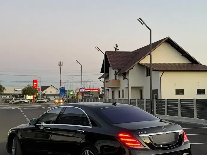 Mercedes-Benz S W222